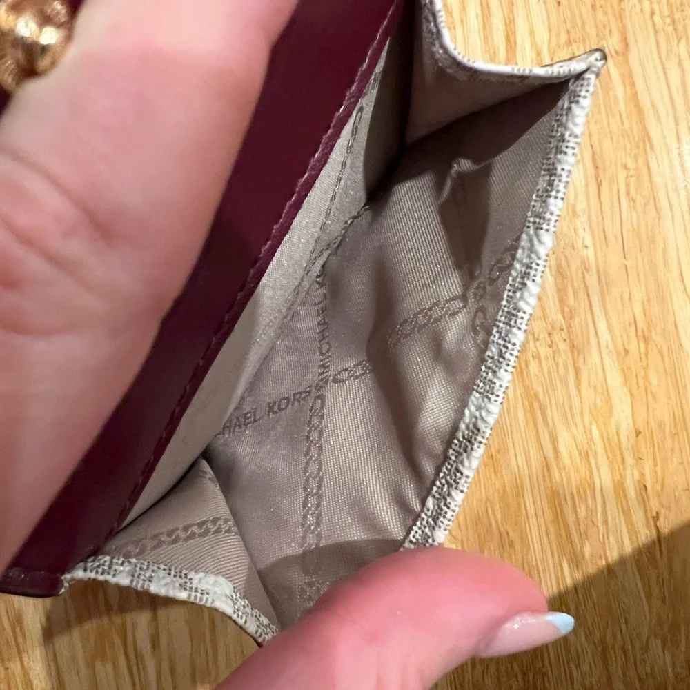 MICHAEL KORS COIN PURSE - Picture 7 of 7